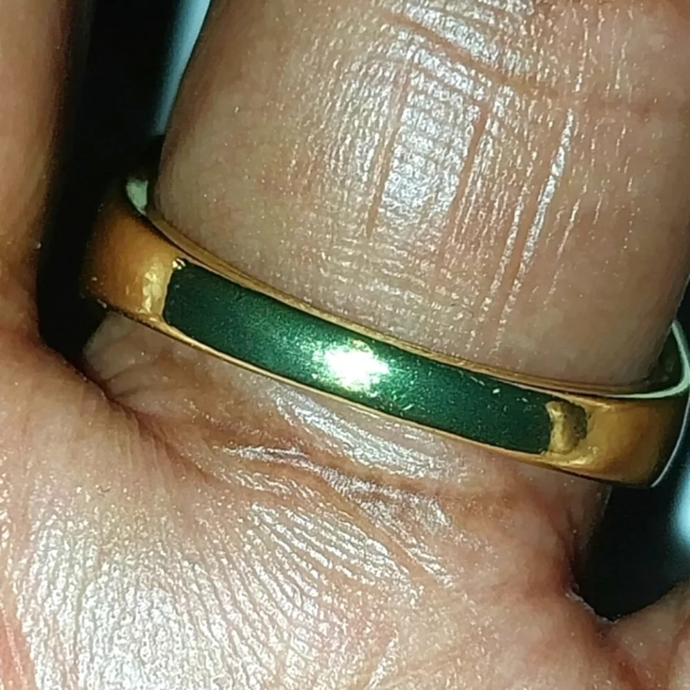 Gold and Silver Vintage Diamond Ring with Intricate Detailing Sz 11